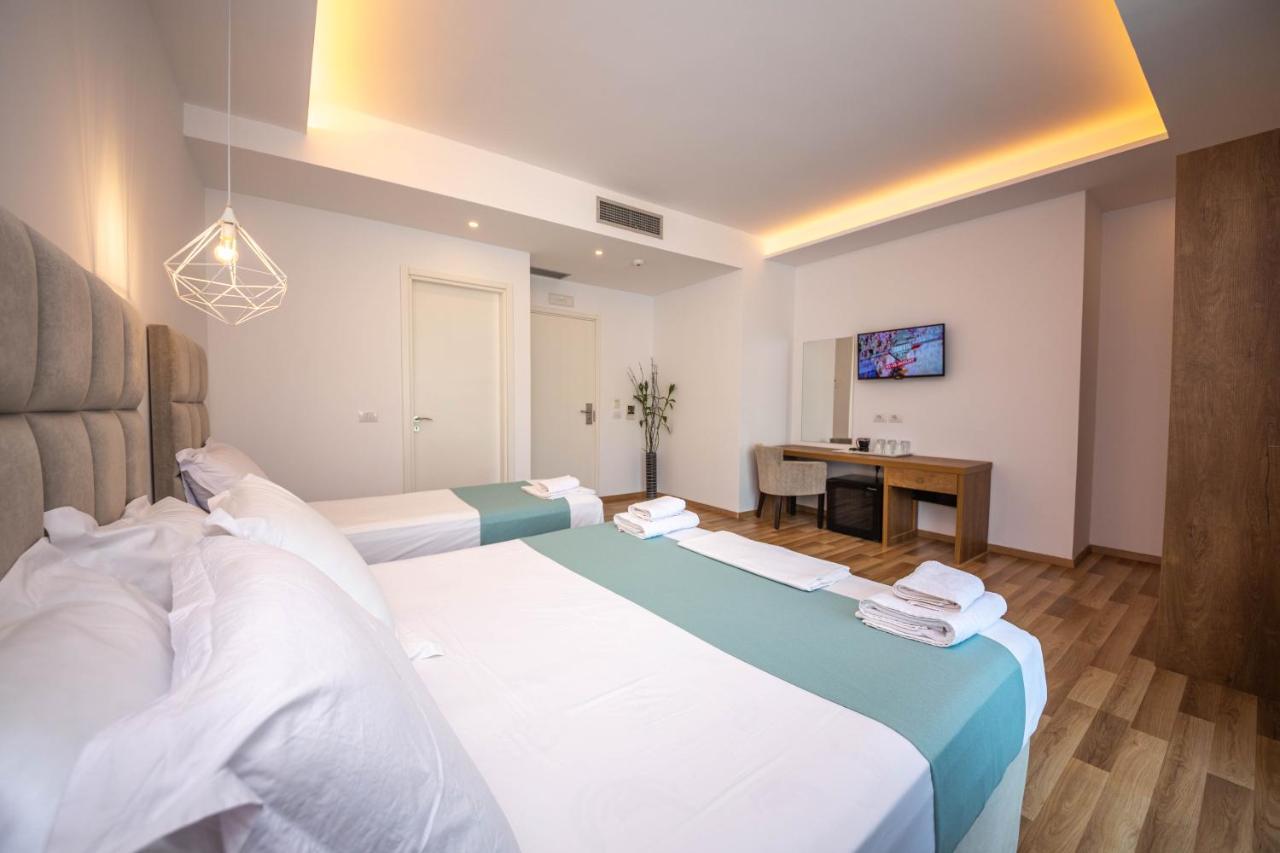 Bianco Hotel Ксамил Екстериор снимка