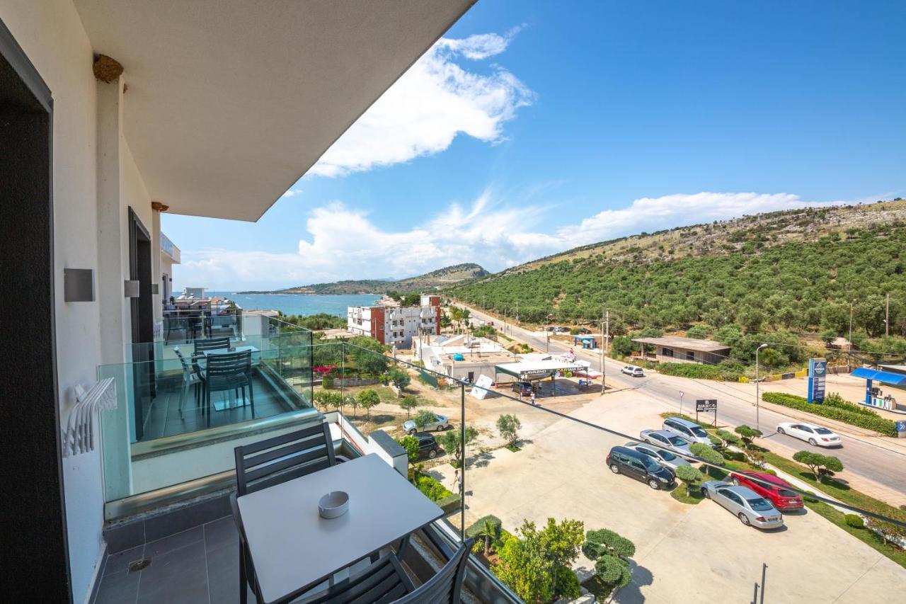 Bianco Hotel Ксамил Екстериор снимка