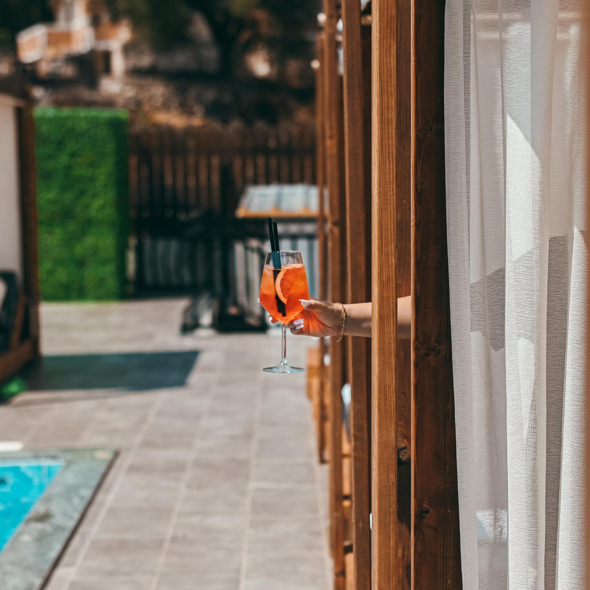Bianco Hotel Ксамил Екстериор снимка