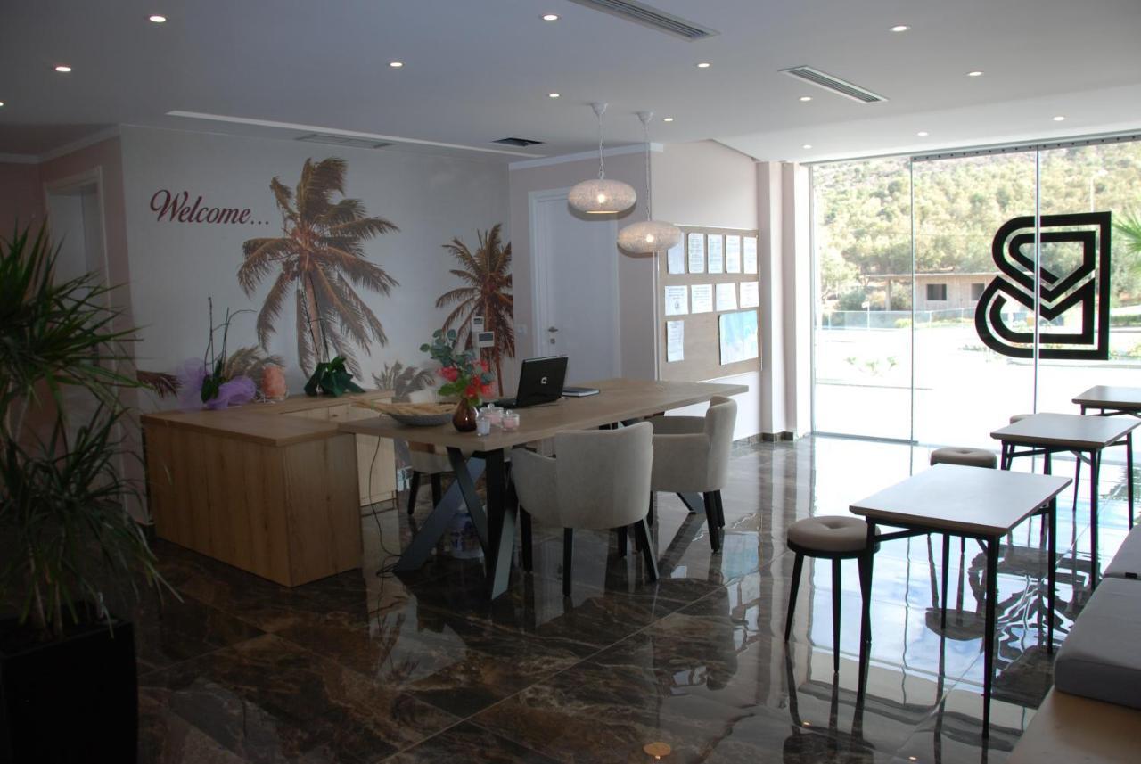 Bianco Hotel Ксамил Екстериор снимка